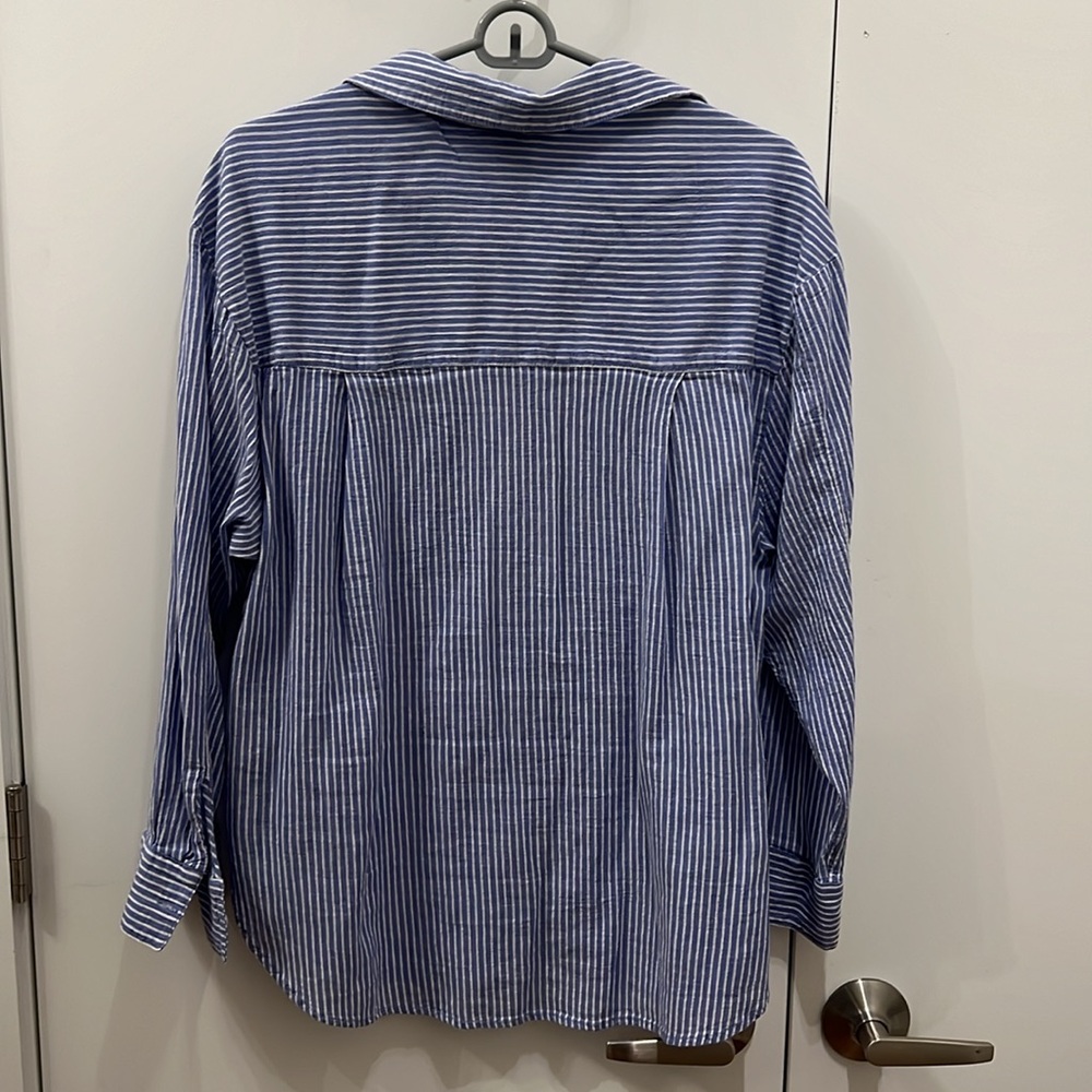 H&M Stripe Shirt button up - Picture 2 of 3